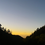 ８月最後の日、無風快晴、気温５度、雲、空気、空の色、鳳凰小屋は秋の気配です。今夜のBS 、トレッキング100 で鳳凰小屋が出ます。見てください。