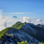 久々に快晴の鳳凰三山です。