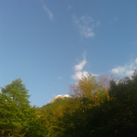 今朝の気温は12 度、寒さを感じます。鳳凰小屋からの地蔵ヶ岳、無風快晴の青空です。