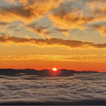 今朝は気温8℃、快晴。秋を感じる美しい朝でした。