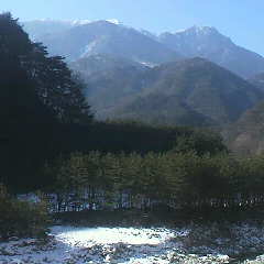 今日の鳳凰三山は快晴。