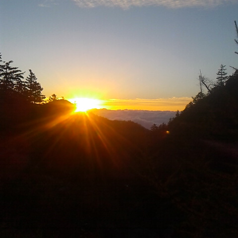 小屋からの日の出