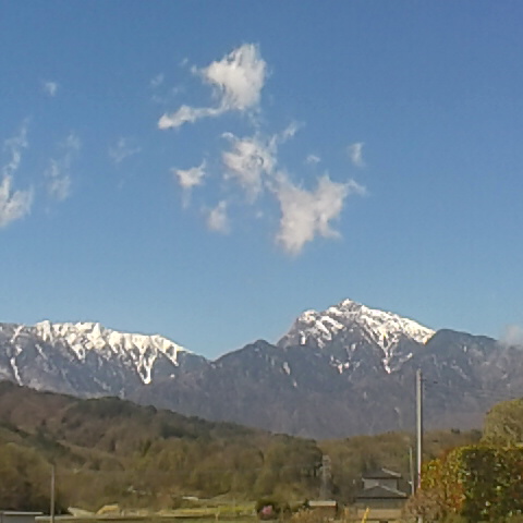 鳳凰小屋開設の準備の為に２１日にスタッフが小屋に入ります。