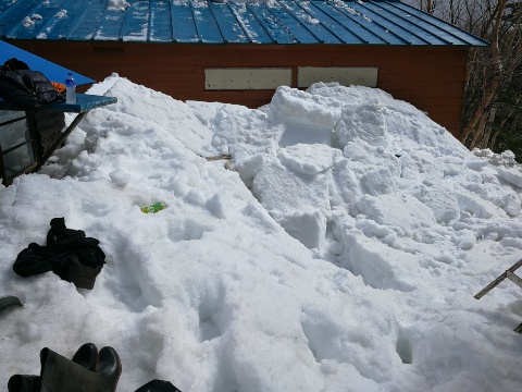 (写真のせました)【登山道情報】雪が多いです by アオト