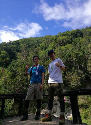 晴れ男のお兄さんたち  byアオト