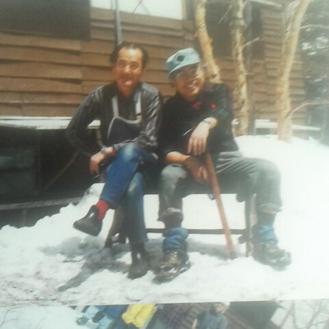 20年前の5月初めの鳳凰小屋です。